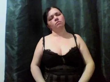 Vitalina272127  live sex cam