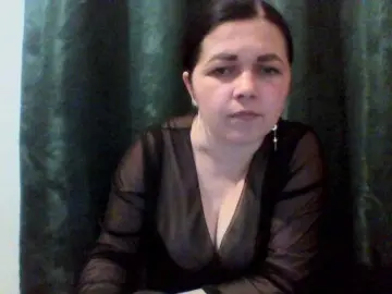 Vitalina272127  live sex cam