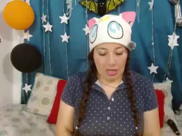 Blondietatis  live sex cam
