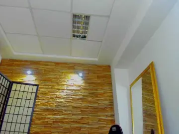 JessyBee  live sex cam