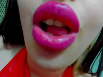 JessyBee  live sex cam