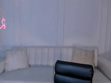 JuanitaClay  live sex cam