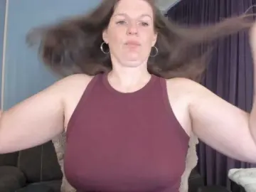 KellyCarolina  live sex cam