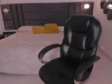 KylaMorrison  live sex cam