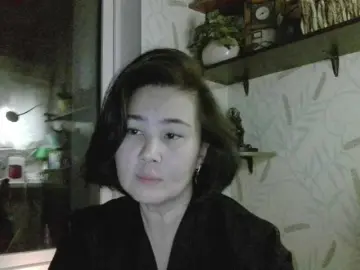 Nettie-Allie  live sex cam