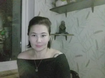 Nettie-Allie  live sex cam