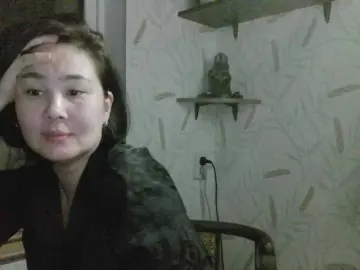 Nettie-Allie  live sex cam