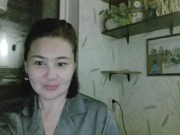 Nettie-Allie  live sex cam