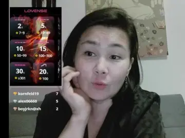 Nettie-Allie  live sex cam