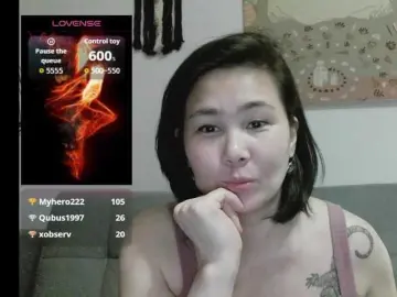 Nettie-Allie  live sex cam