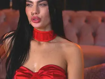 RavennaDArcy  live sex cam