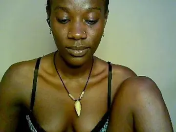 Savagetonguee  live sex cam