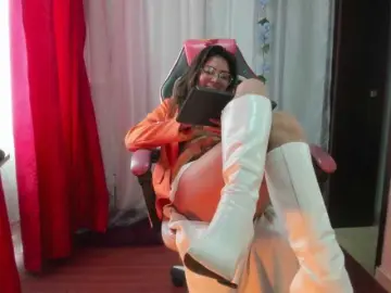 Clarise17  live sex cam