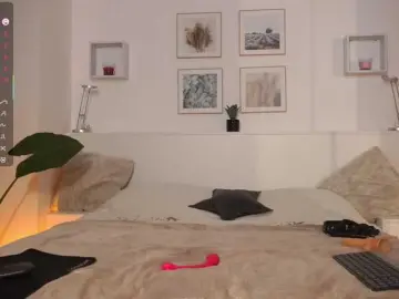 L1ttle-kiki  live sex cam