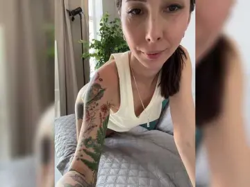 Fina771  live sex cam