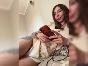 Fina771  live sex cam