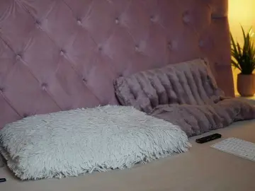 MaiaMini  live sex cam
