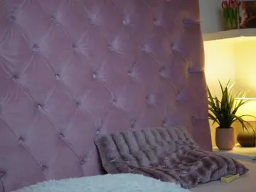 MaiaMini  live sex cam