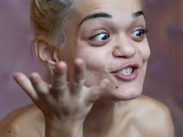 MaiaMini  live sex cam