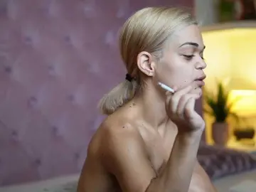 MaiaMini  live sex cam