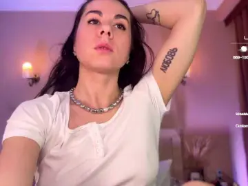 NikaV9ro  live sex cam