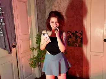 TraceyKalani  live sex cam