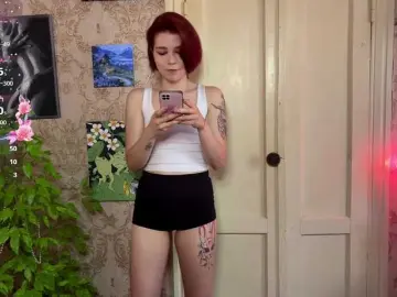 TraceyKalani  live sex cam