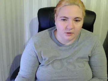 XLisaBlueX  live sex cam