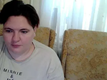 XLisaBlueX  live sex cam