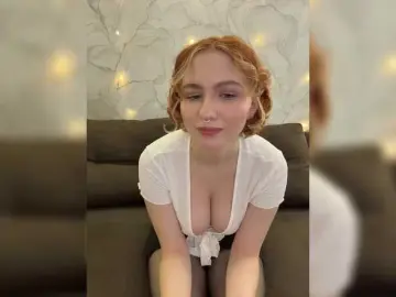 Your-Girlfriend  live sex cam