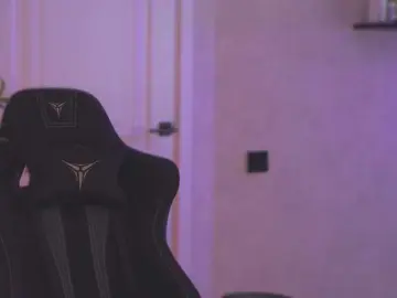Blue-beryyy  live sex cam