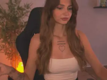 Blue-beryyy  live sex cam