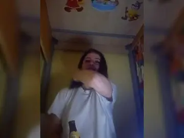 19Vika96  live sex cam