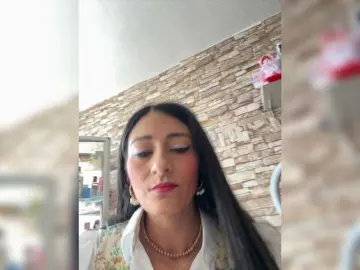 Bella-152  live sex cam