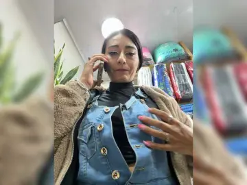 Bella-152  live sex cam