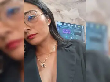 Bella-152  live sex cam