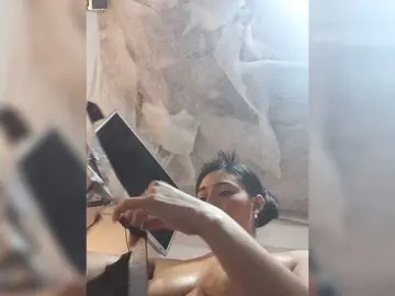 Bella-152  live sex cam