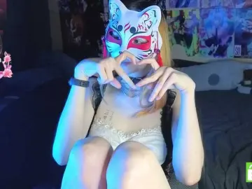 EvelynNeal  live sex cam