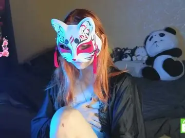 EvelynNeal  live sex cam