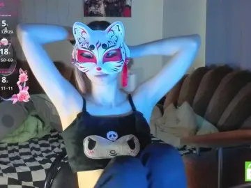 EvelynNeal  live sex cam