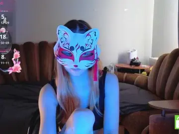 EvelynNeal  live sex cam