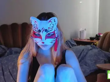 EvelynNeal  live sex cam