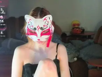 EvelynNeal  live sex cam