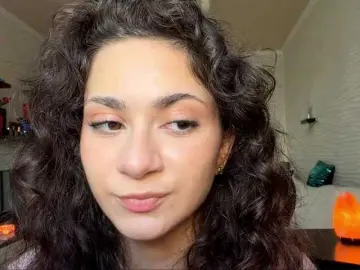 HyonKirker  live sex cam