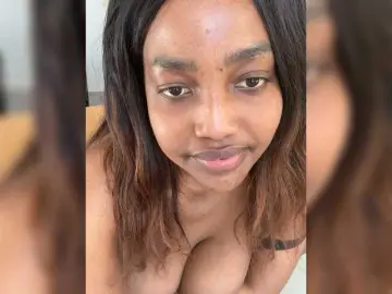 Lanteyxxx  live sex cam