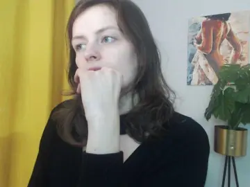 NadineGold  live sex cam