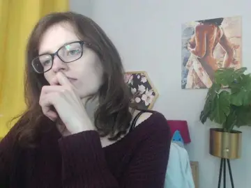 NadineGold  live sex cam