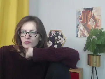 NadineGold  live sex cam