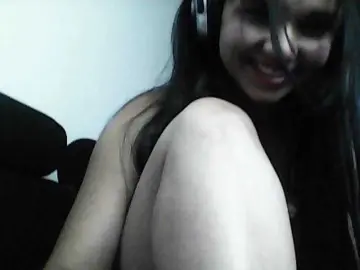 XiomaraSmith4  live sex cam