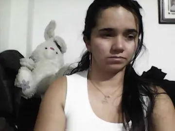 XiomaraSmith4  live sex cam